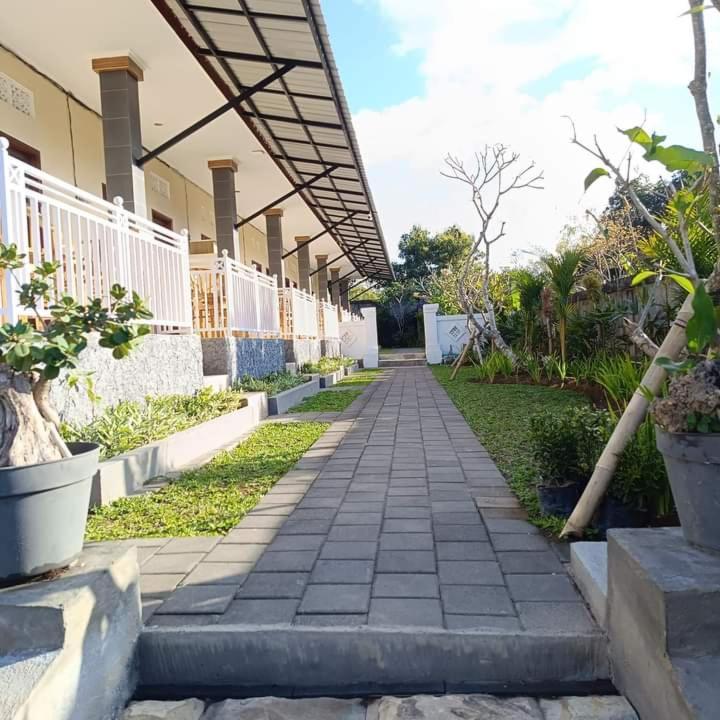 Prayoga Homestay 乌干沙 外观 照片
